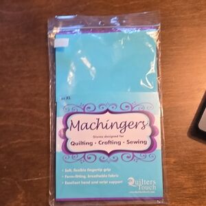 Machingers Quilting/ Crafting/Sewing Gloves